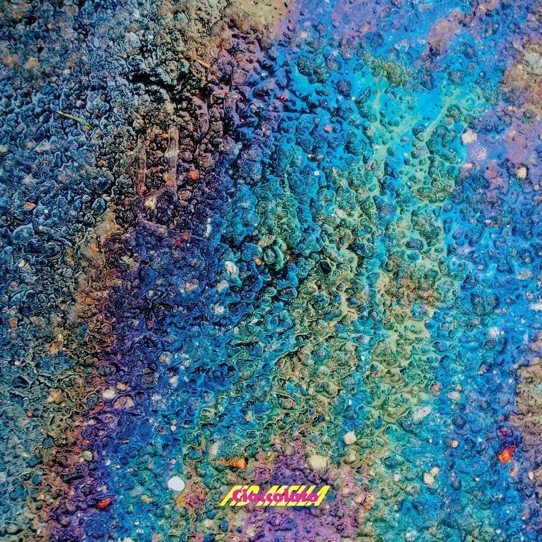 Keine Samples aus fremden Quellen, alles Eigenbau: „Cioccollato“, das neue Instrumental-Album von Fid Mella, wird am 07.07.2023 erscheinen.