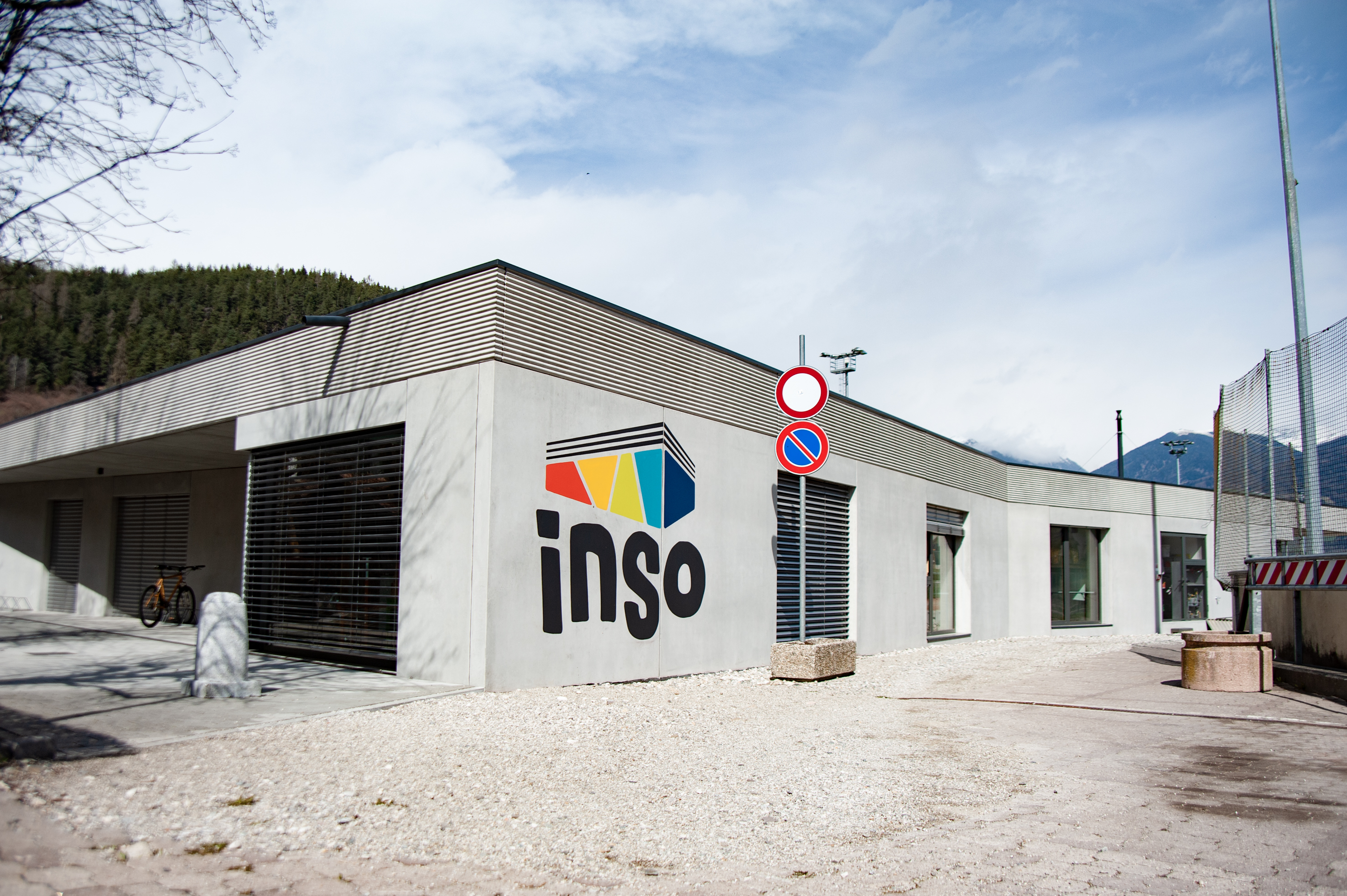 Nicht mehr im Dorfzentrum, sondern am Dorfrand: Das neue Jugendzentrum „Inso-Haus” in St. Lorenzen.
