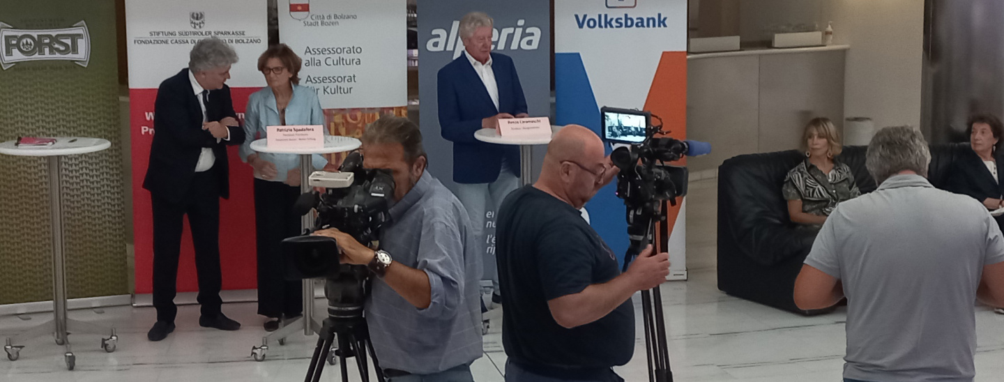 pressekonferenz.jpg