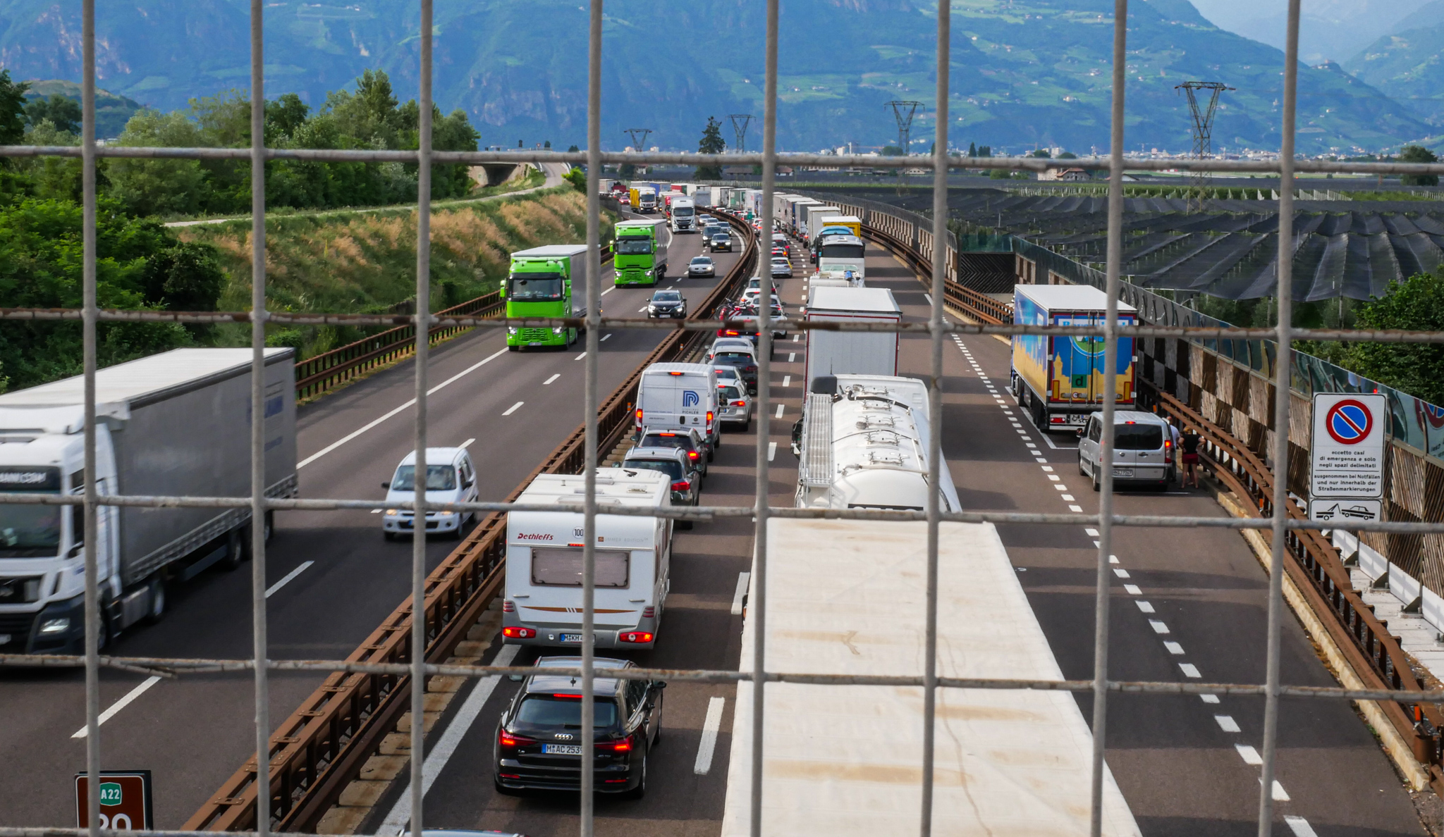 verkehr_lkw.jpg