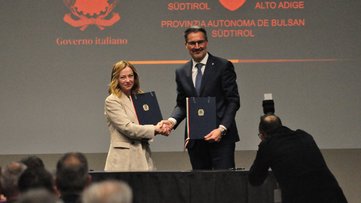 s_2024_03_12_giorgia_meloni_kompatscher_pamer_caramaschi_galateo_alfreider_noi_techpark_andy_odiernodsc_0259.jpg