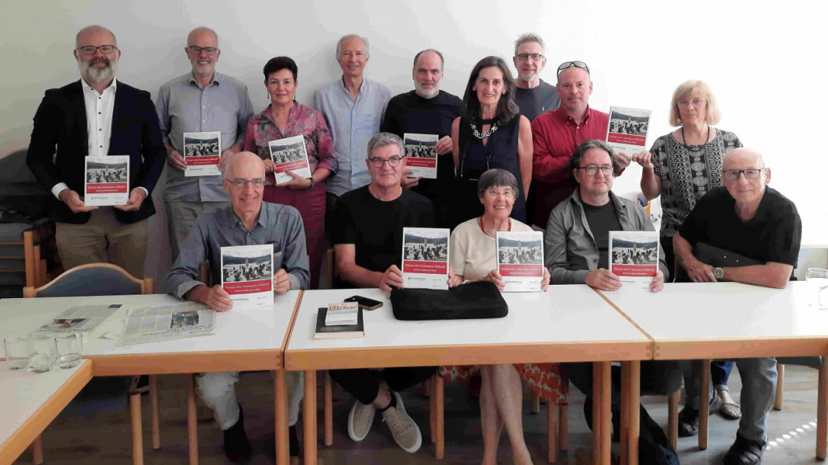 Einige Autorinnen und Autoren des neuen Sammelbands zum Tourismus in Südtirol
