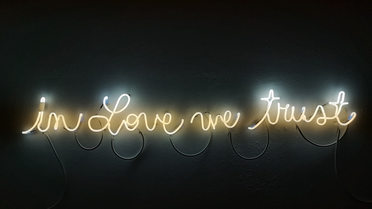 Visual art opera In love we trust, dell'artista Carla Cardinaletti