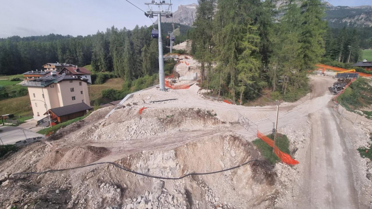 Il cantiere della pista da bob a Cortina