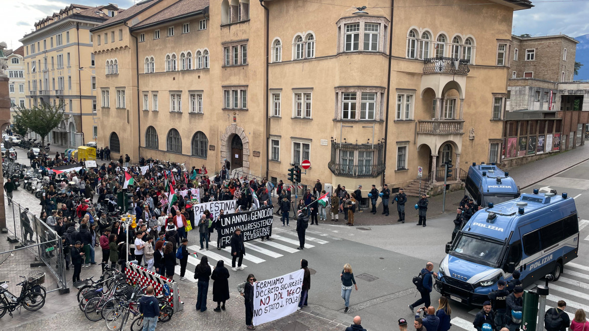 palestina manifestazione bolzano 