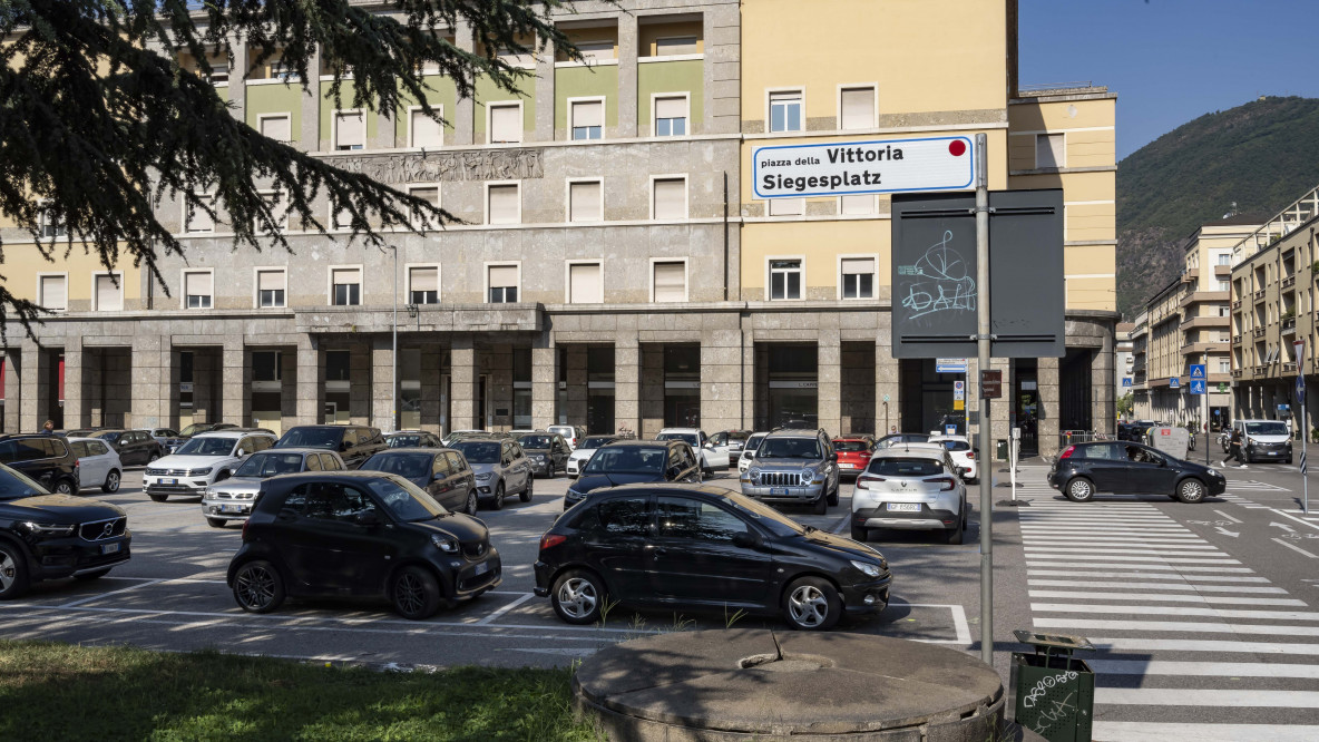 Park Vittoria Siegesplatz piazza vittoria