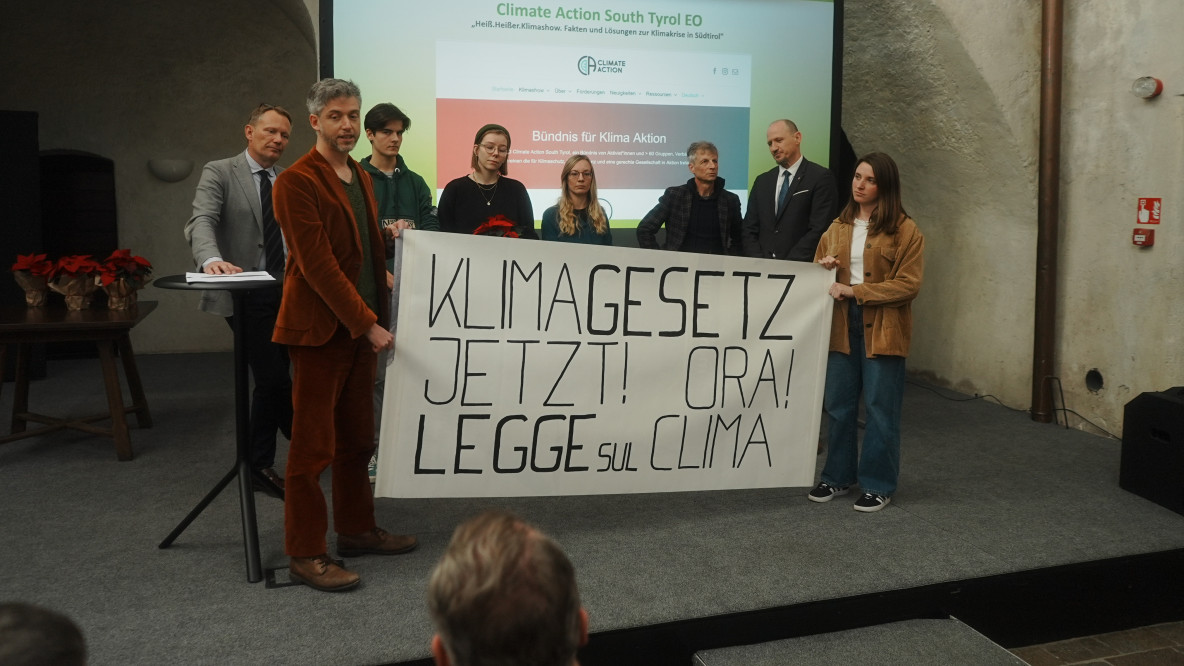 Flashmob bei Preisverleihung der "Klimashow"