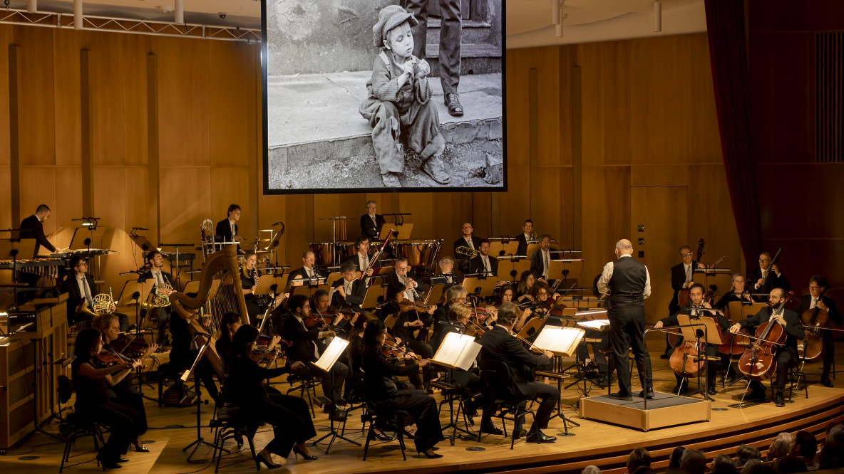 The Kid, Filmkonzert Haydn Orchester, Leitung Timothy Redmond