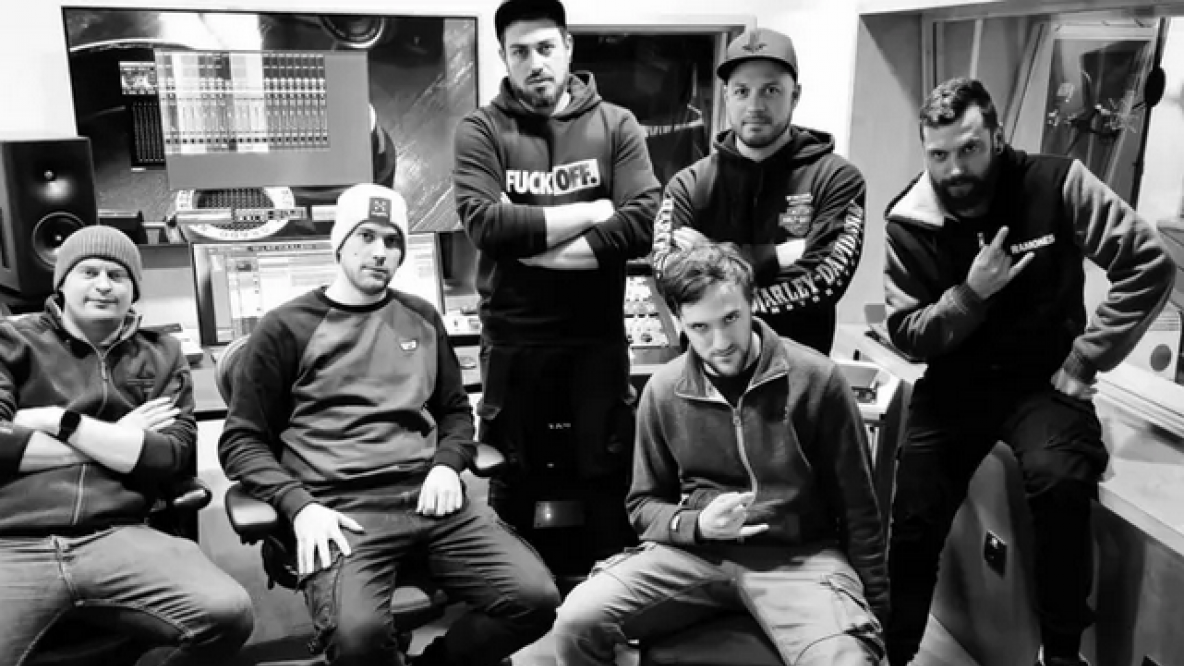 Überspannung, Newport Studios, 2025.