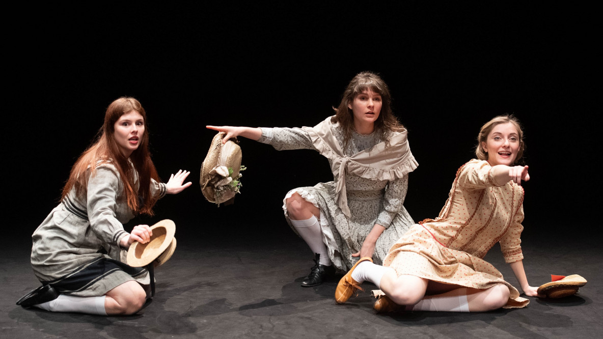 Foto di scena dramma teatrale Risveglio di primavera