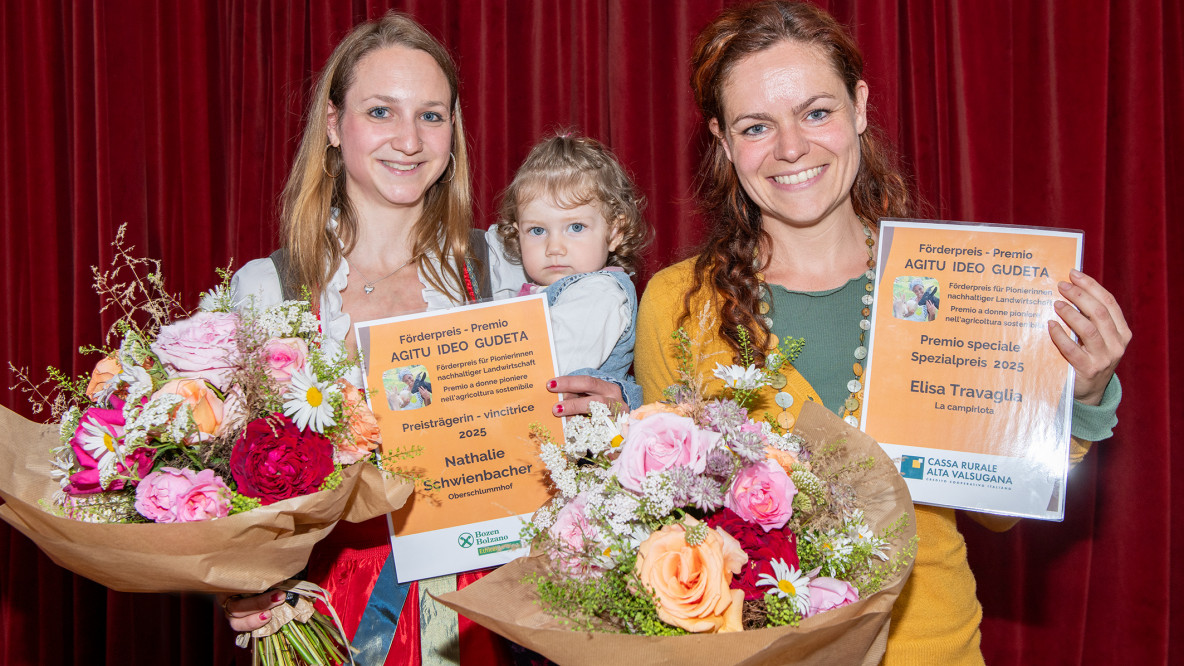 Nathalie Schwienbacher, Elisa Travaglia