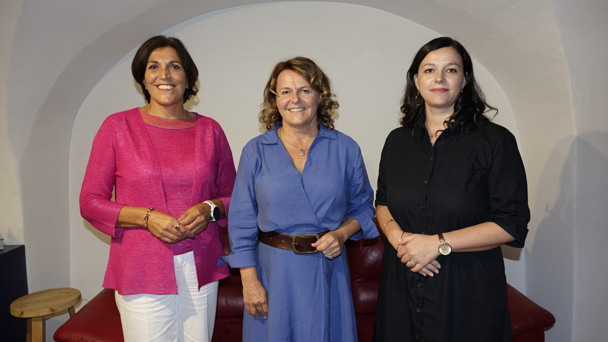 maria_elisabeth_rieder_rosmarie_pamer_katrin_holler_ph_andy_odierno_and5440.jpg