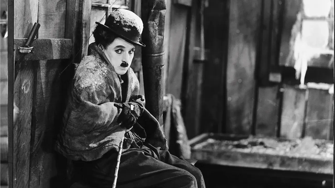 Charlie Chaplin_the-gold-rush-copyright-roy-export-sas