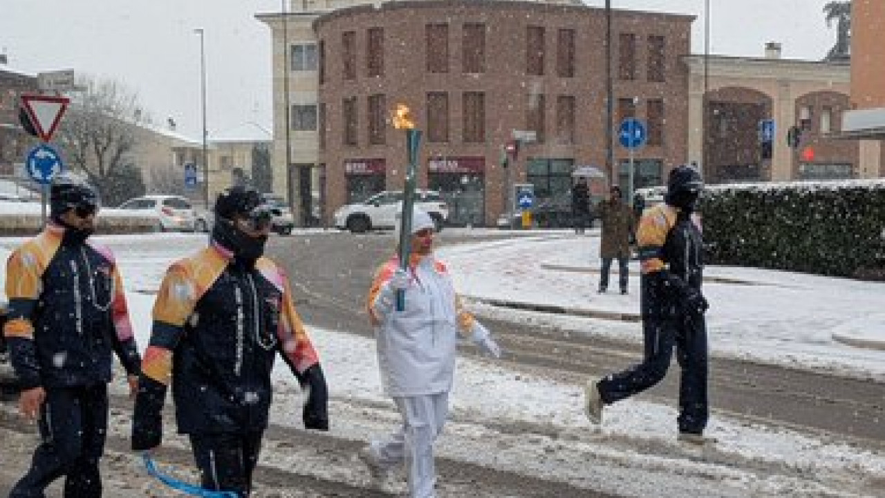 Olympische Flacke durch Cesena in Romagna 