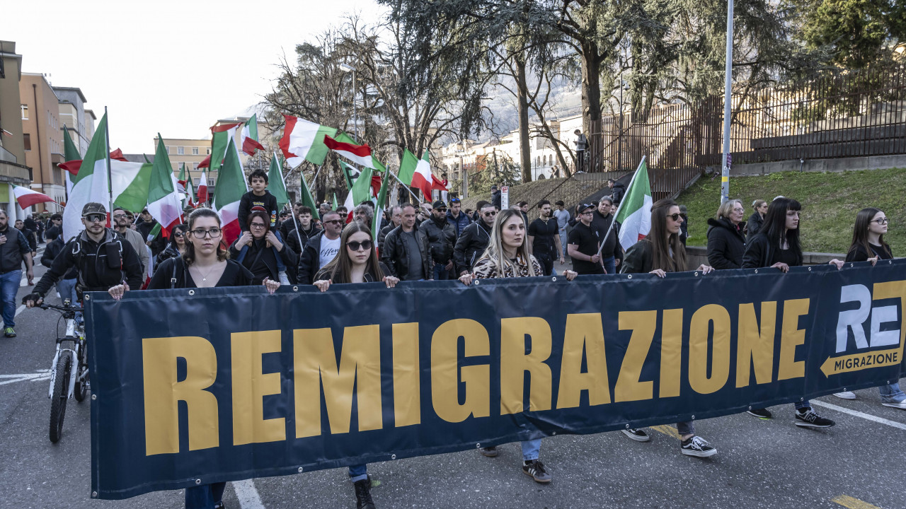 Remigration_remigrazione_faschisten_antifaschisten_01.jpg