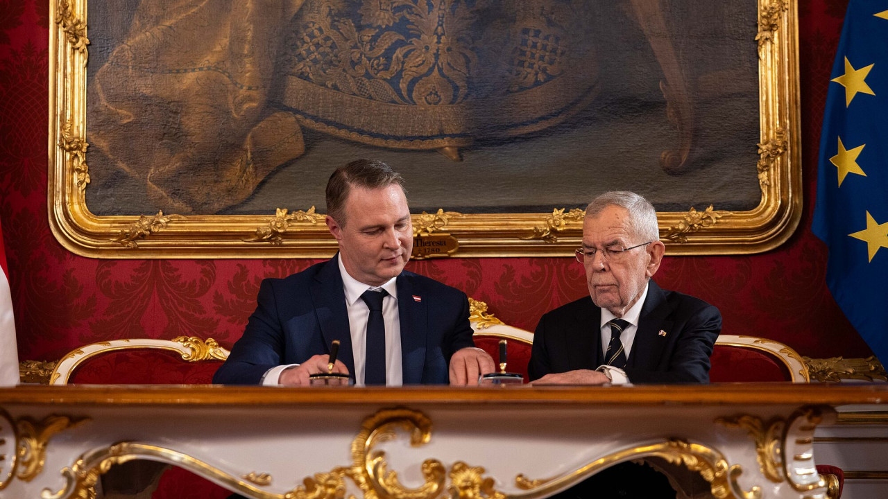 Angelobung von Andreas Babler bei Bundespräsident Alexander van der Bellen in der Wiener Hofburg am 3. März 2025