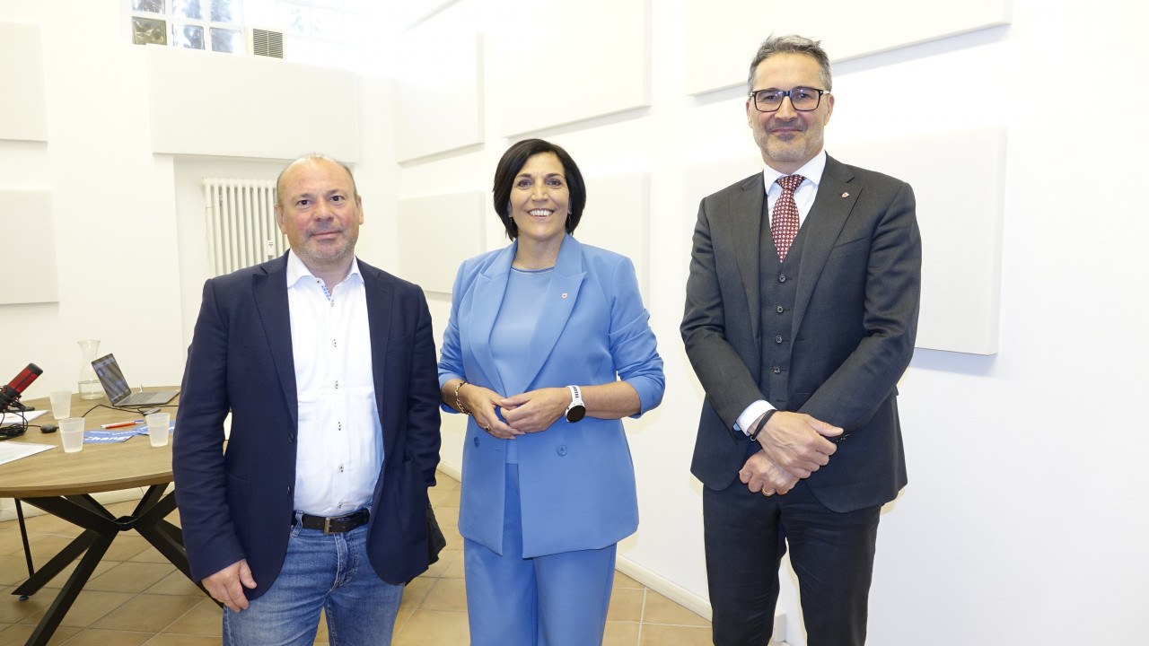 stefan_perini_elisabeth_maria_rieder_arno_kompatscher_ph_andy_odierno_and8539.jpg