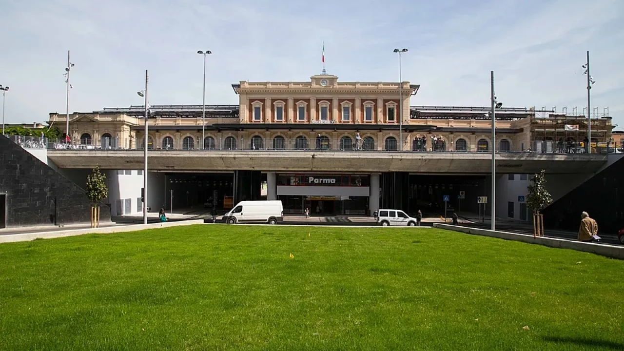 Bahnhof Parma