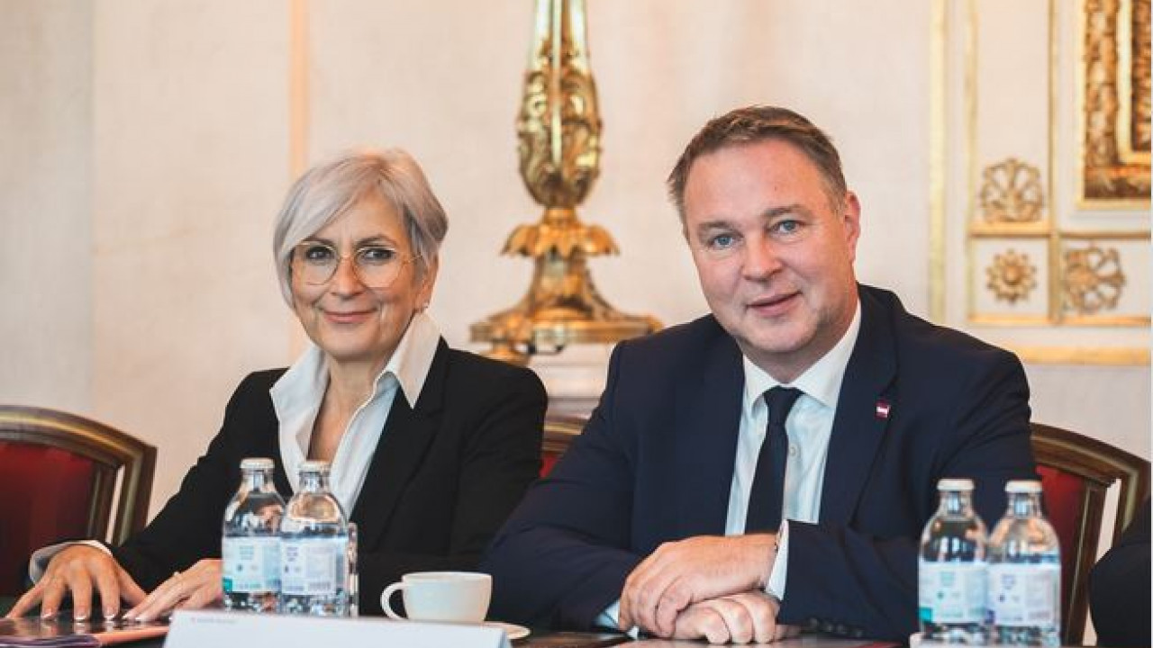 Österreichische Justizministerin Anna Sporrer mit Vizekanzler Andreas Babler
