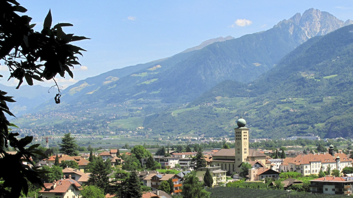 03_panorama_verso_la_conca_di_merano.jpg