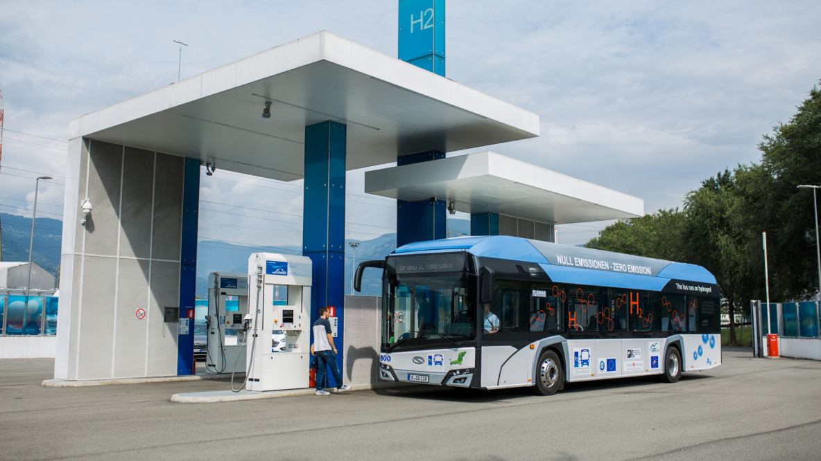 bus idrogeno, autobus, mobilità