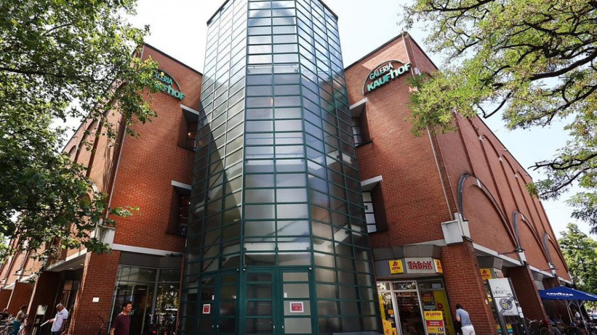 Galeria Karstadt Kaufhof in Rotkreuzplatz