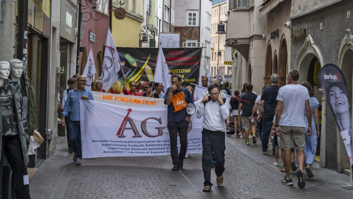 Manifestazione Ago Dipendenti pubblici intercomparto