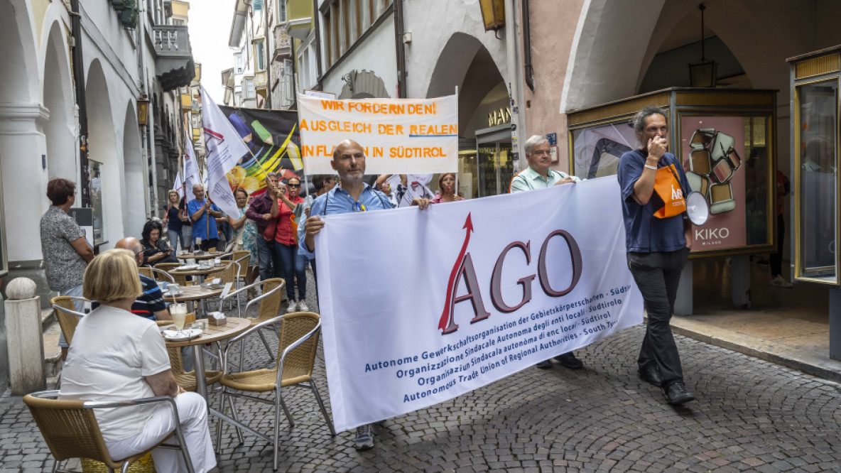 Manifestazione Ago Dipendenti pubblici intercomparto copertina