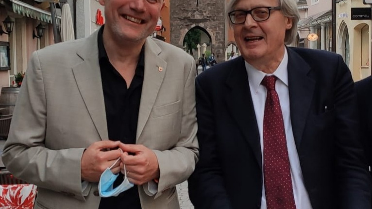 Massimo Bessone, Vittorio Sgarbi