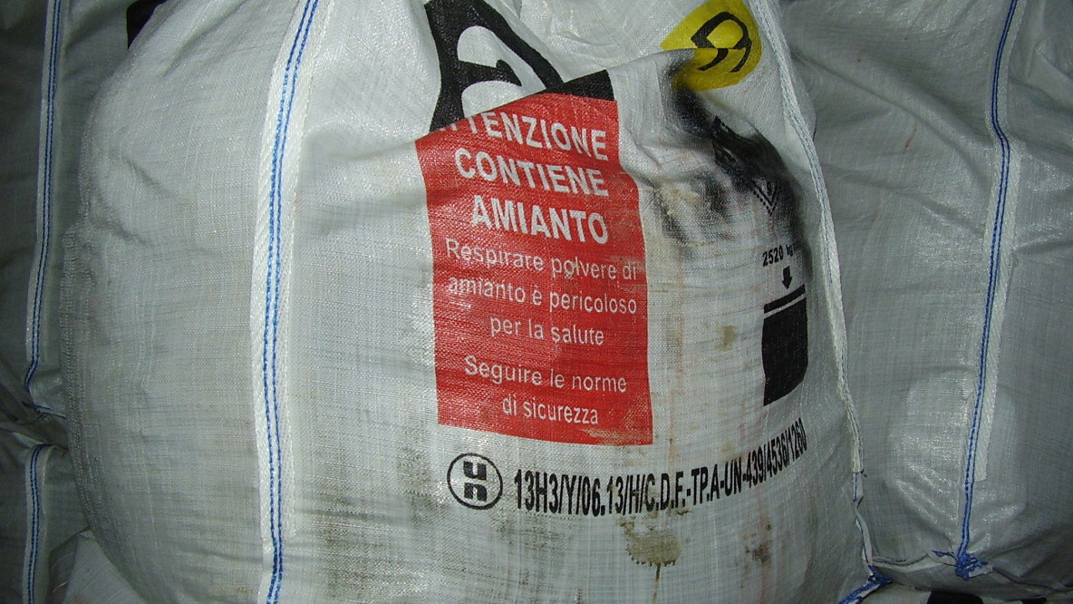 Amianto, big bag, sacchi, smaltimento