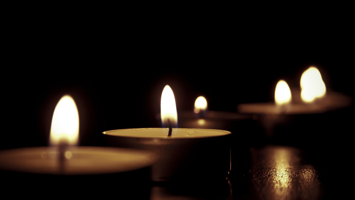 candles-209157_1920.jpg