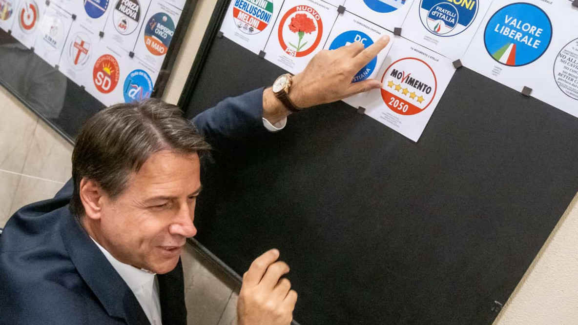 conte, simbolo m5s