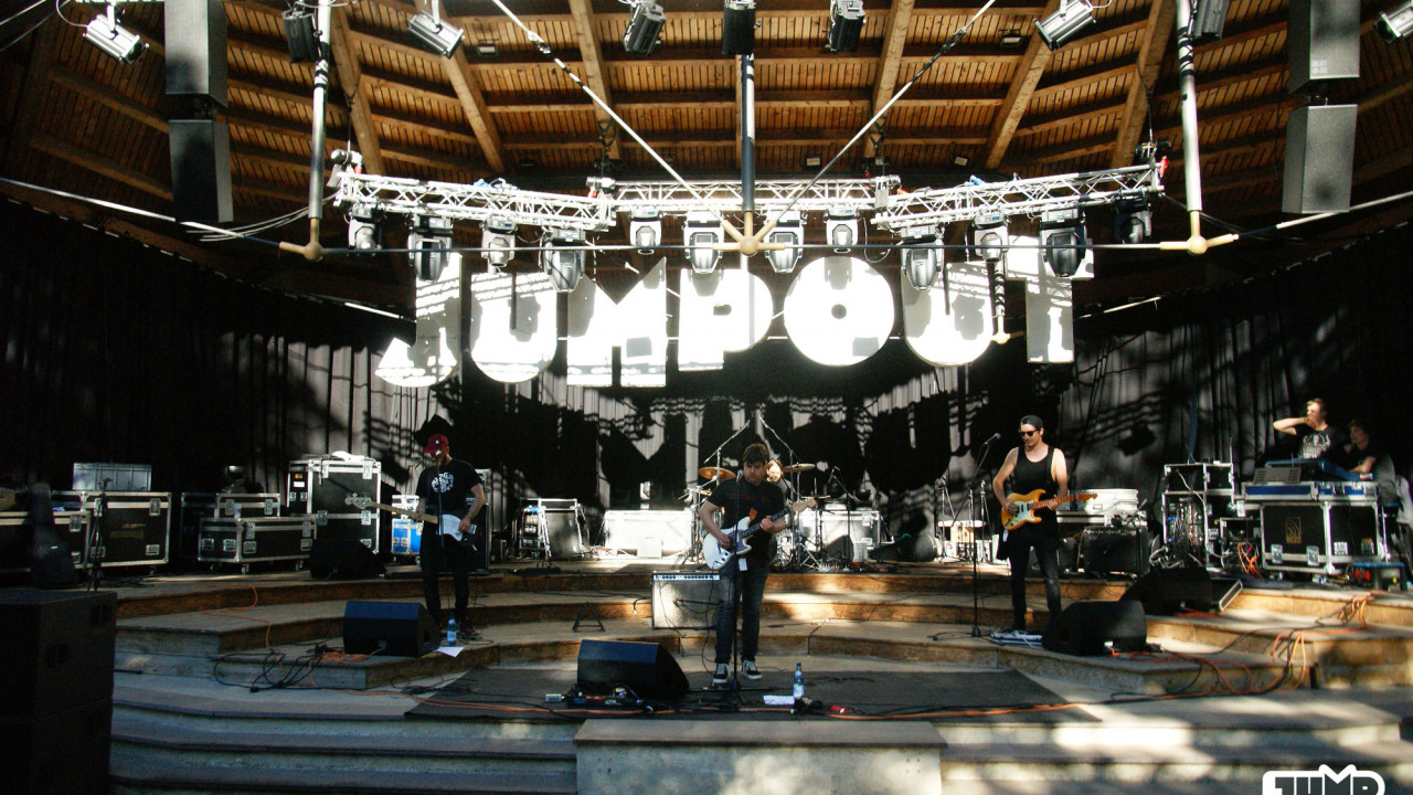 Jump Out