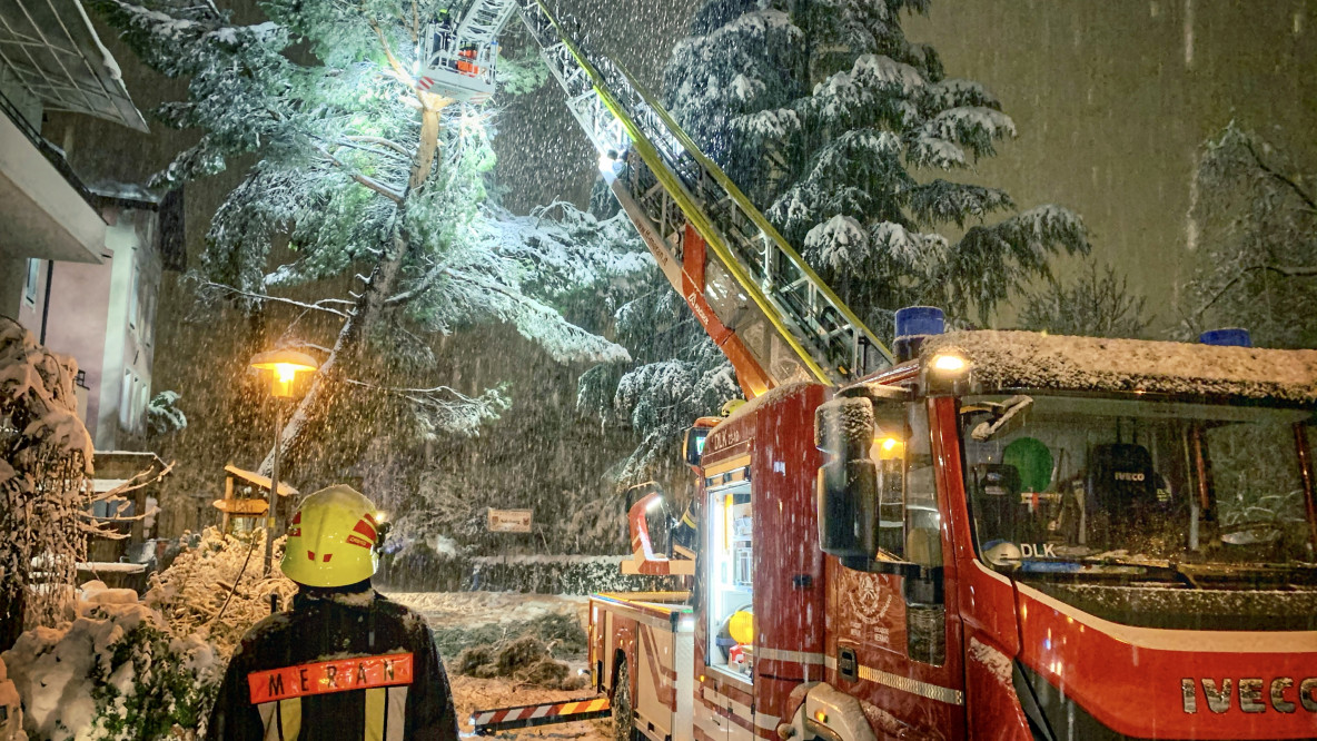 freiwillige-feuerwehr-einsatz-messe-bozen-blog-2021-4