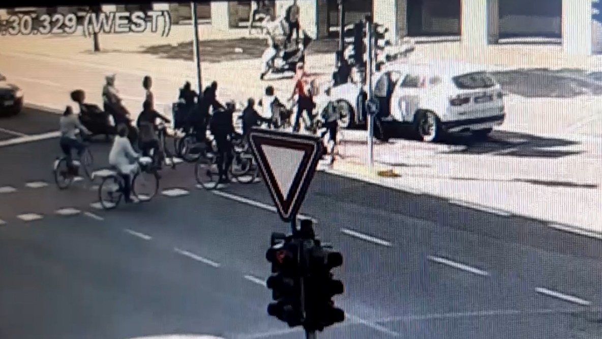 incidente, ciclista, telecamere, bolzano