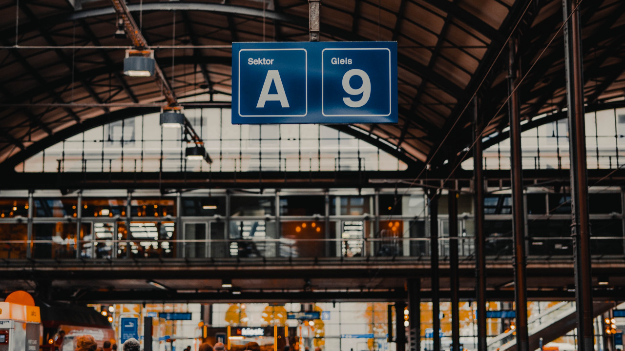 Stazione, treni