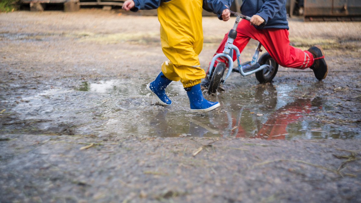 Unsplash - Children playing outdoor