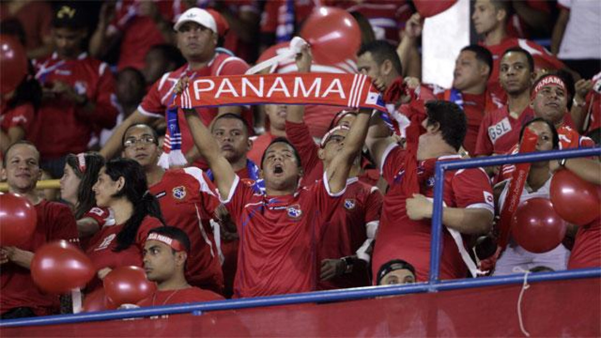 panama_fans640.jpg