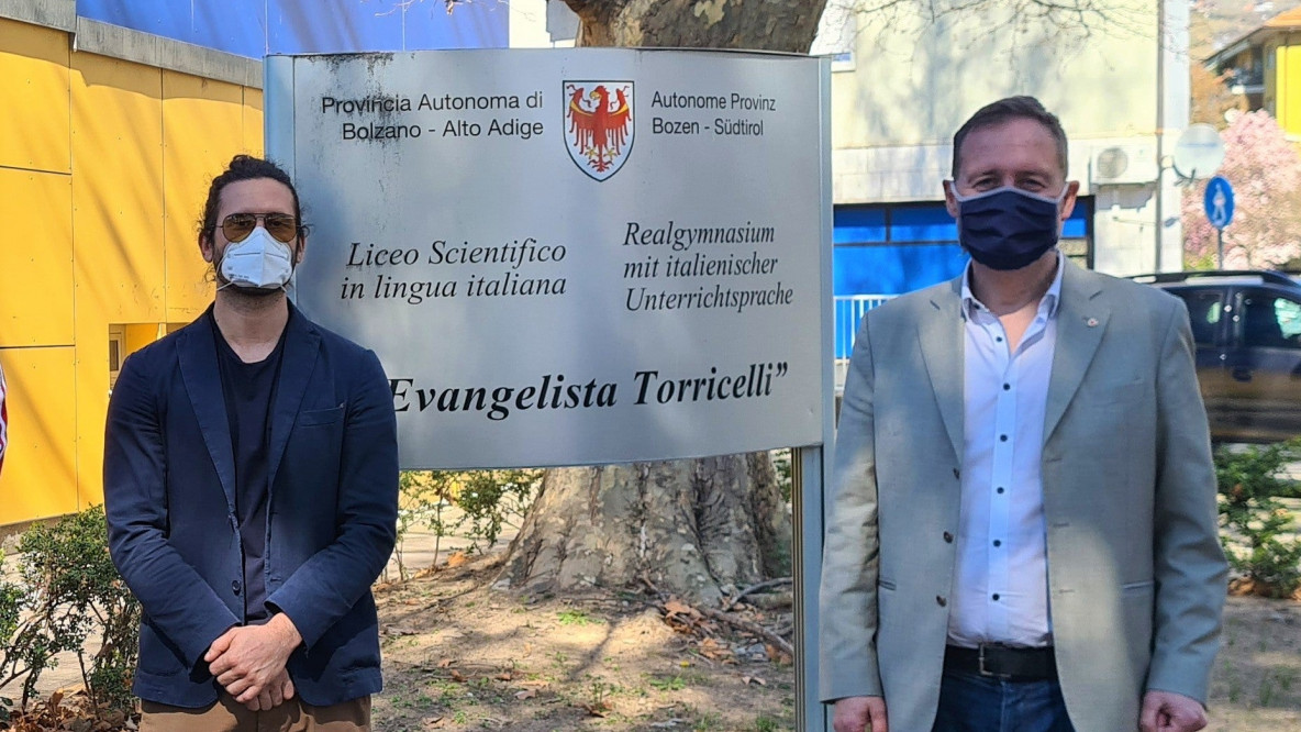 Massimo Bessone, Liceo Evangelista Torricelli