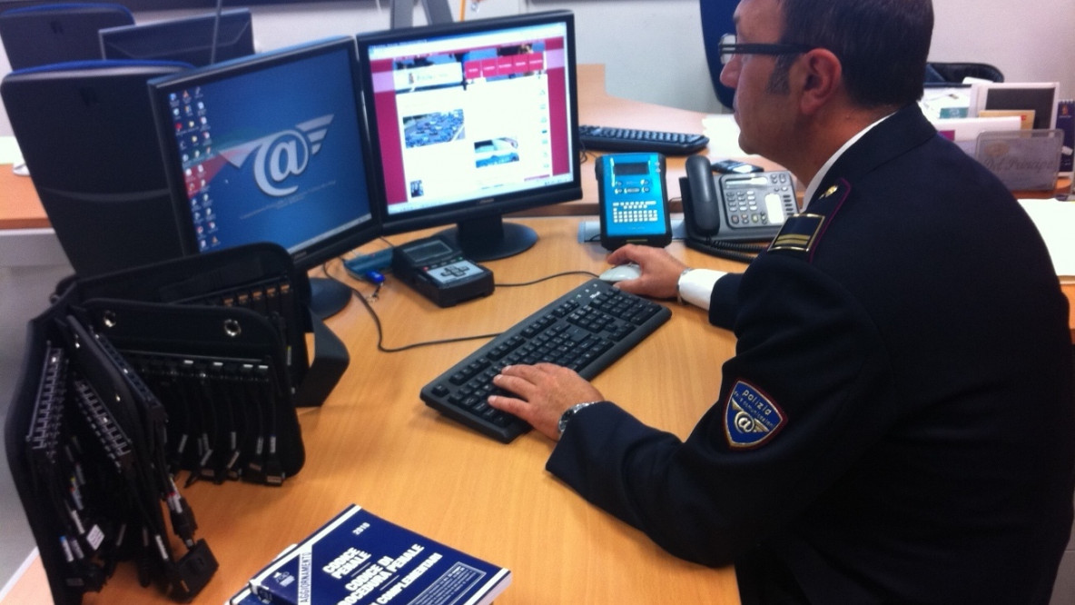 Polizia postale