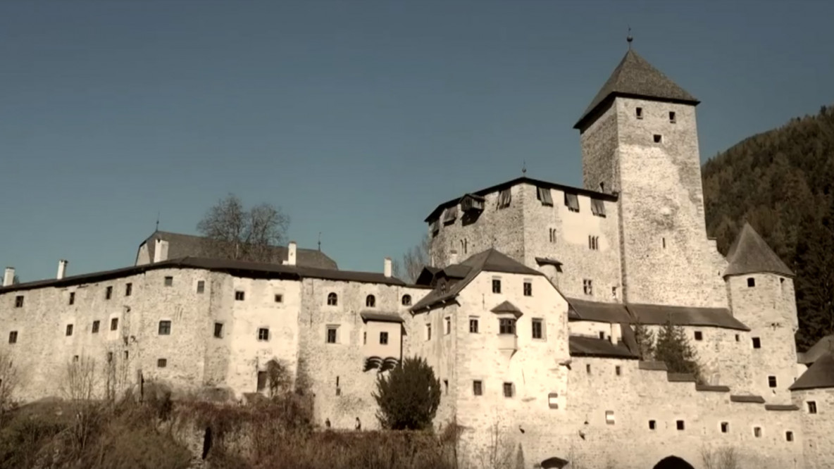 schloss_taufers