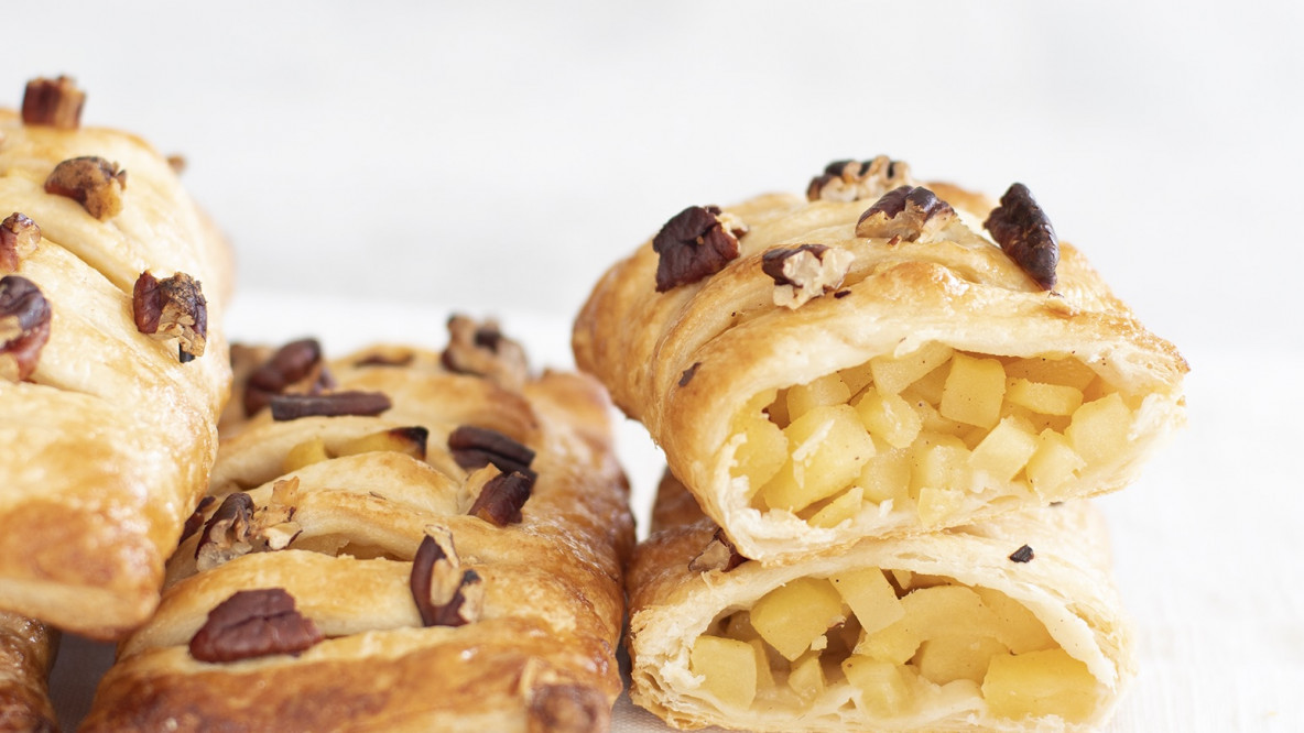 Sfogliatine veloci con mele noci e pecan
