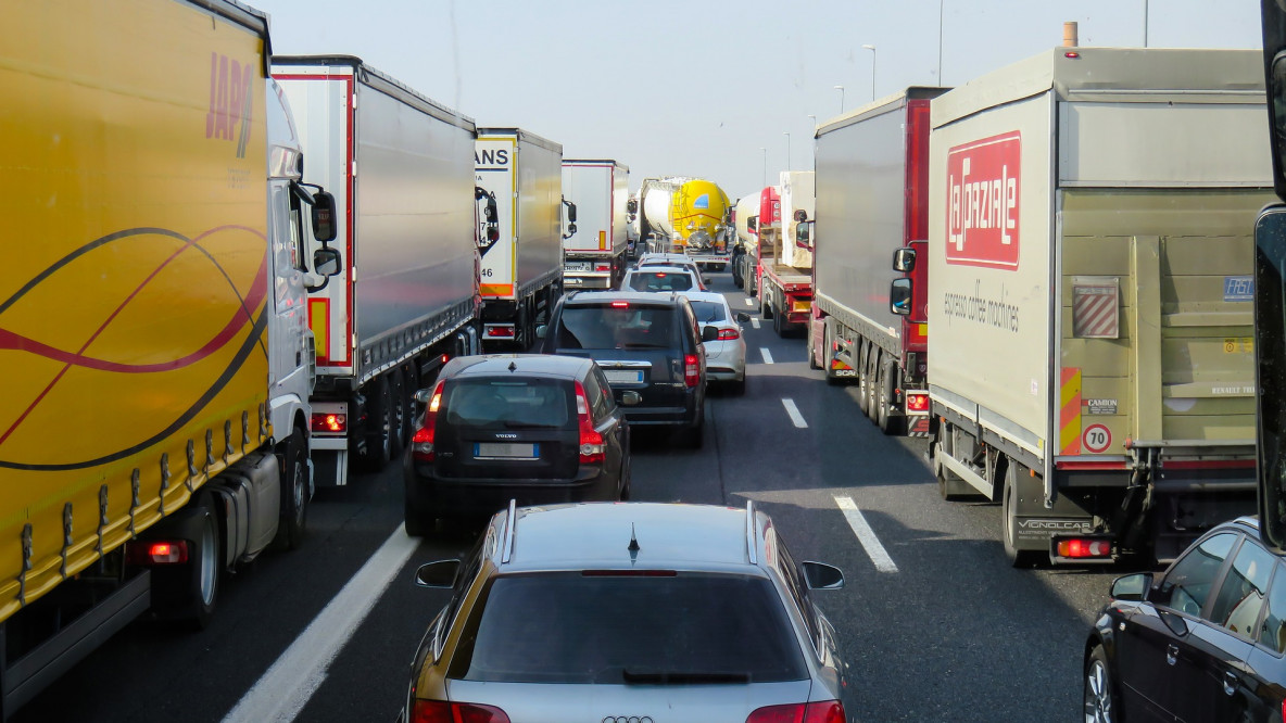 Stau auf Autobahn