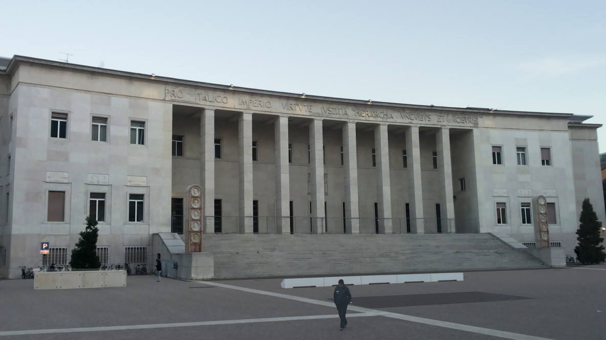 Tribunale, Bolzano, giustizia