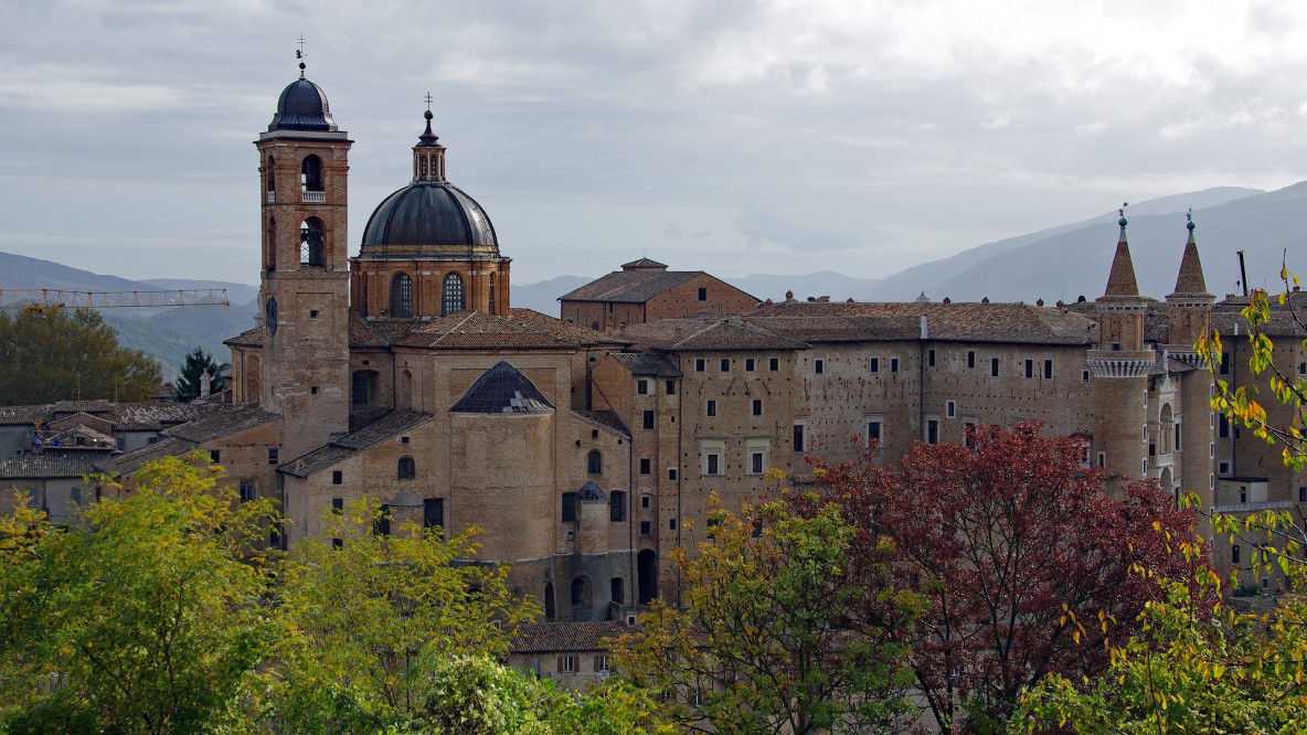 urbino-2937990_1920.jpg