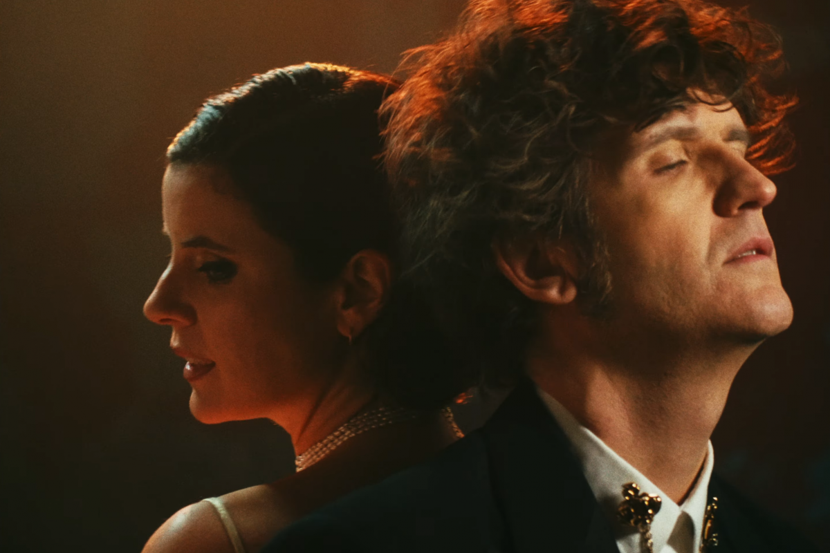 Anna Carol &quot;invece di stare con te&quot; (Screenshot)