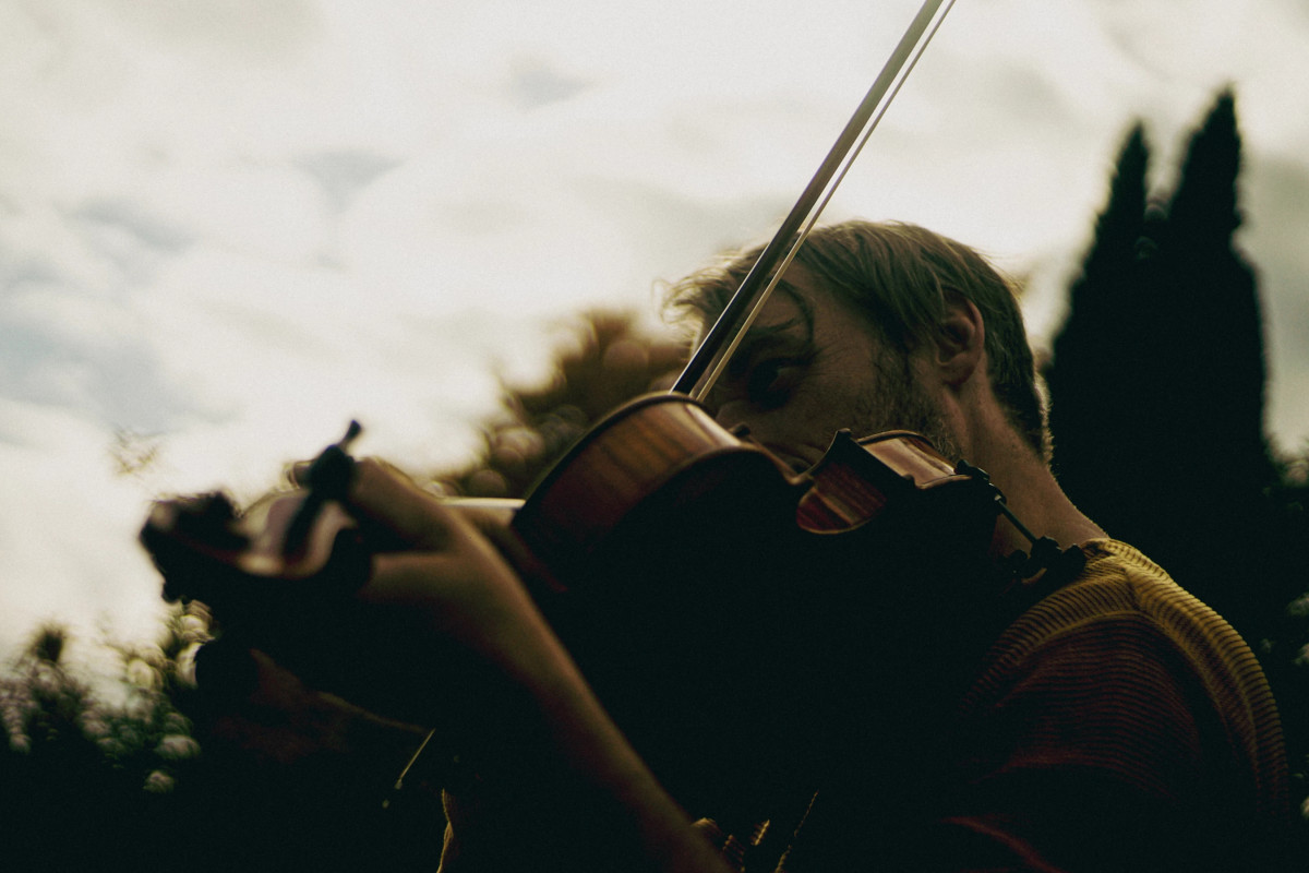 Feste Formationen wie Opas Diandl, aber vor allem spontane Musik in vielen unterschiedlichen Situationen: Markus Prieth versucht sich für die Wirtshausmusik einzusetzen.