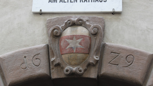bozner stadtwappen alten rathaus bozen
