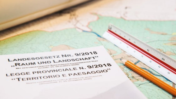 Legge territorio e paesaggio urbanistica