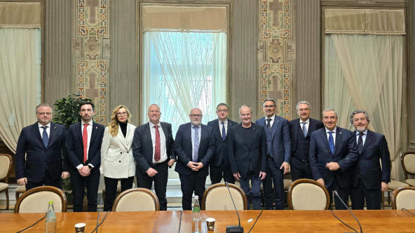 Autonomia calderoli kompatscher fugatti
